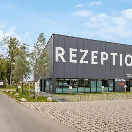 Amazing In Lembruch-duemmer With Wifi Feriehus